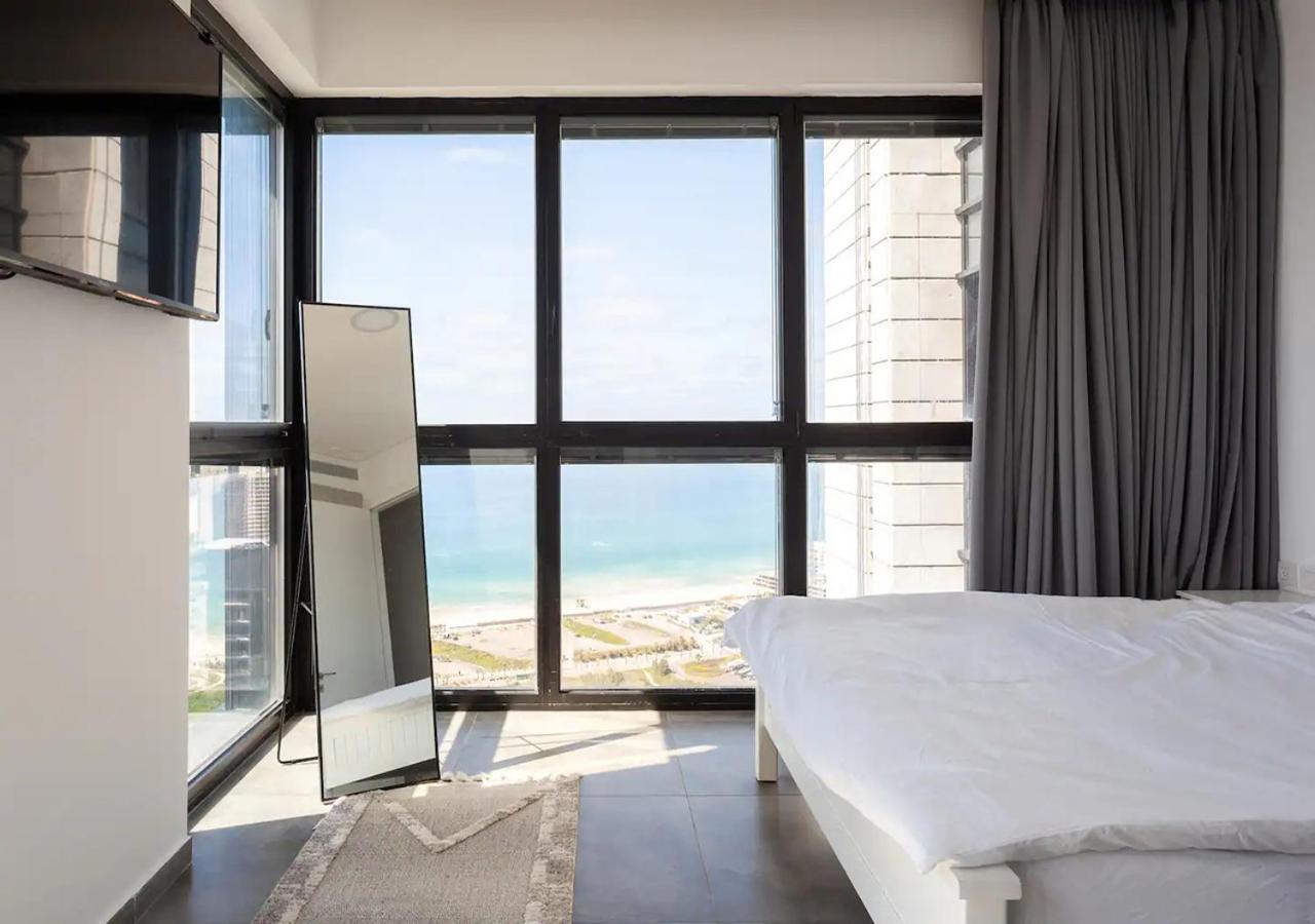 Oַ&O Group- Luxury Penthouse Jacuzzi Sea 36 Floor Daire Bat Yam Dış mekan fotoğraf