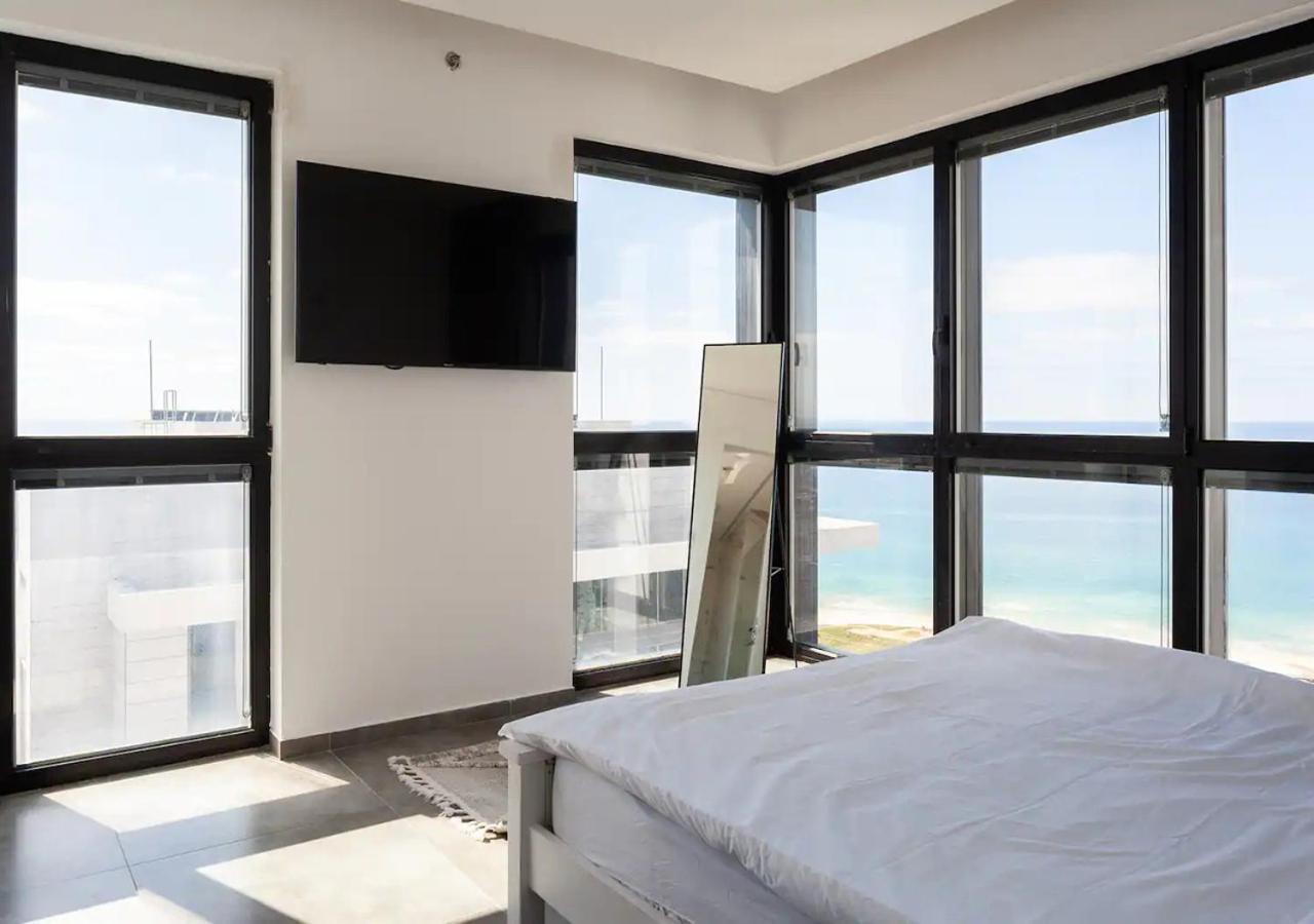 Oַ&O Group- Luxury Penthouse Jacuzzi Sea 36 Floor Daire Bat Yam Dış mekan fotoğraf